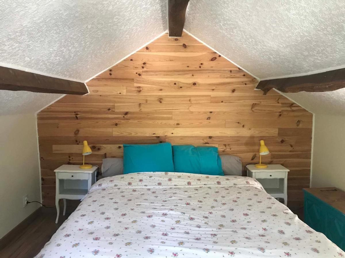 Maison Independante Pour 2 Tout Inclus Tiny House For 2 All Included Teilhet  Bagian luar foto